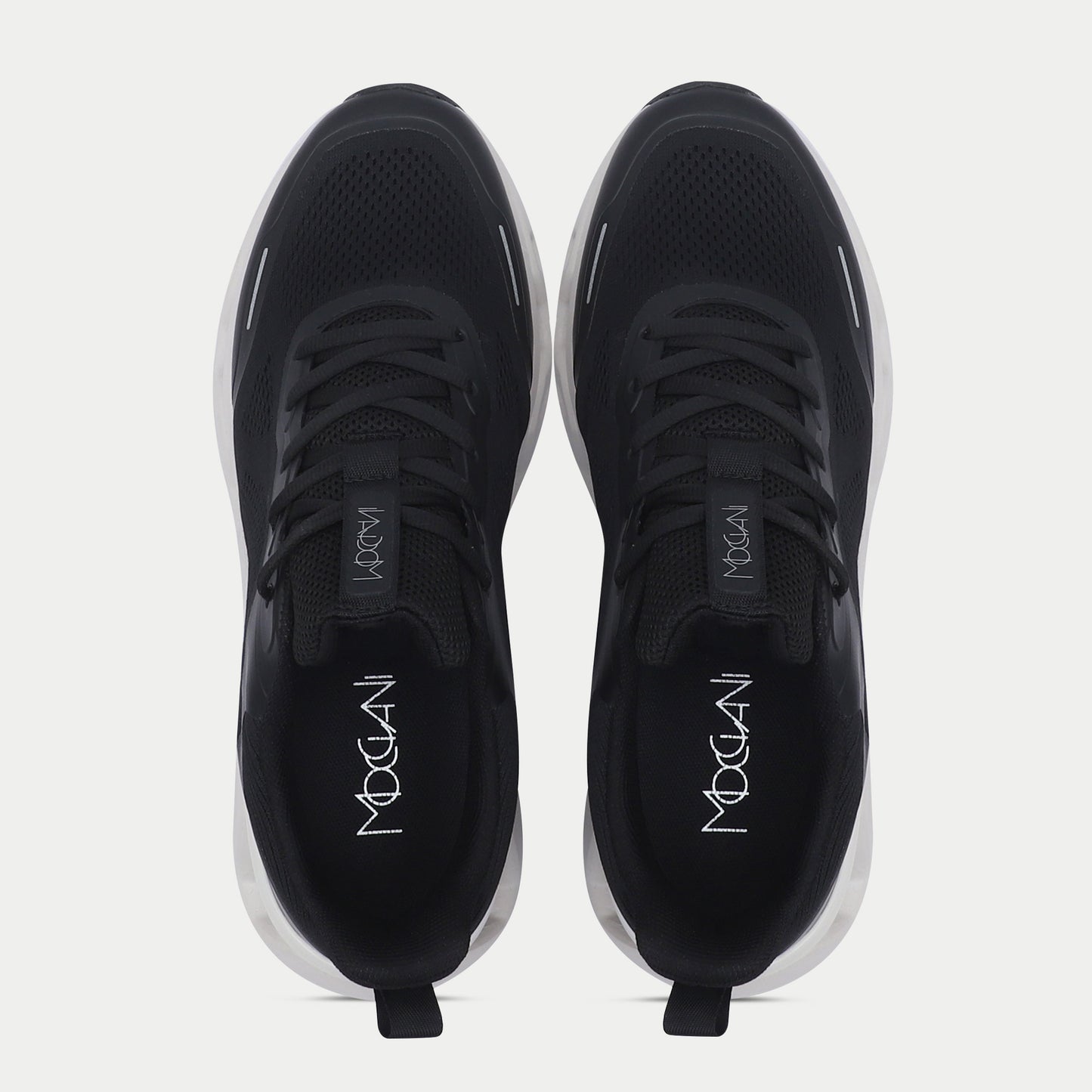 black/beig