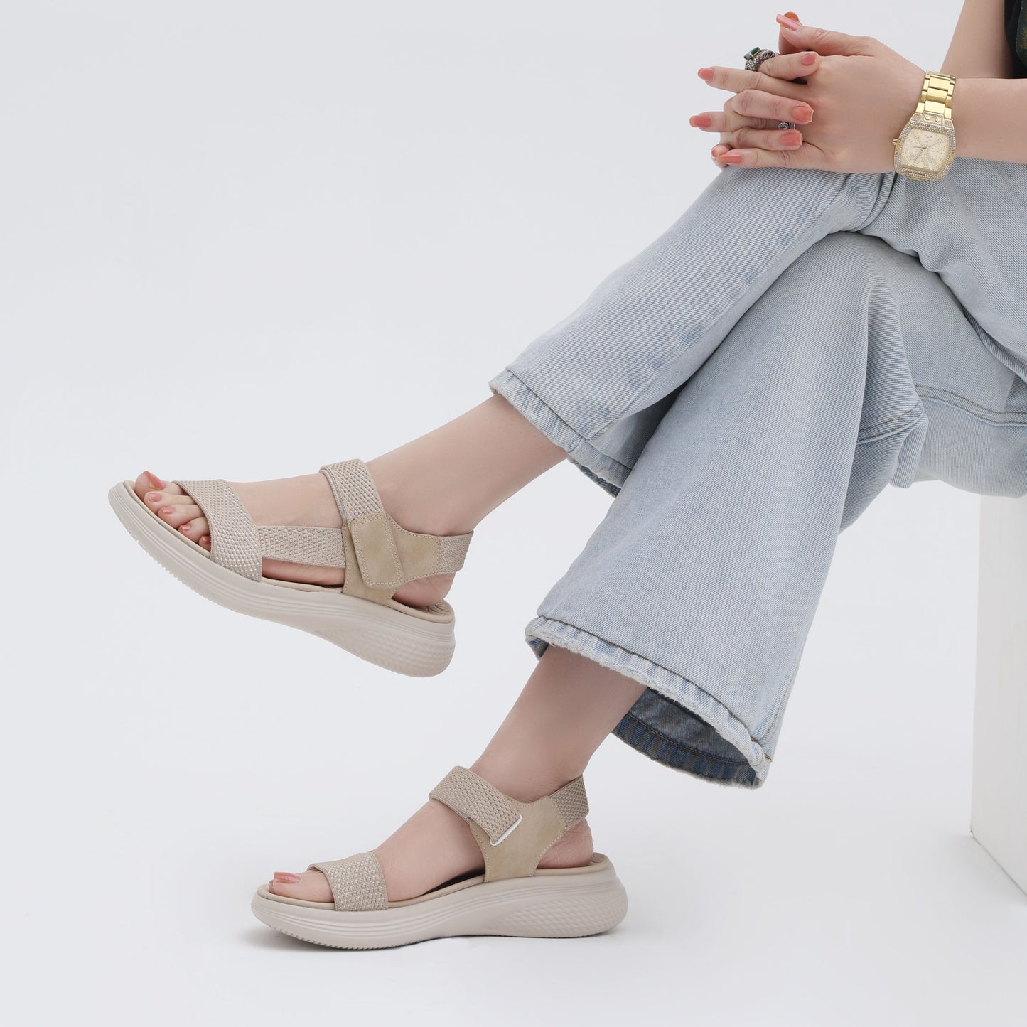 beige