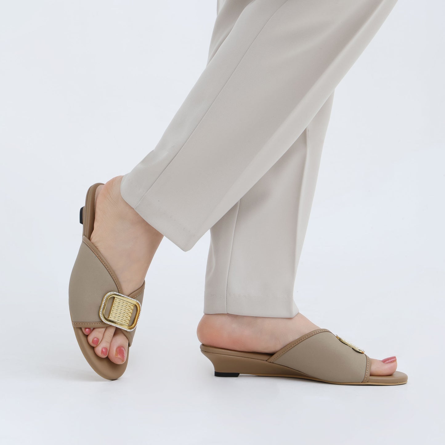 beige