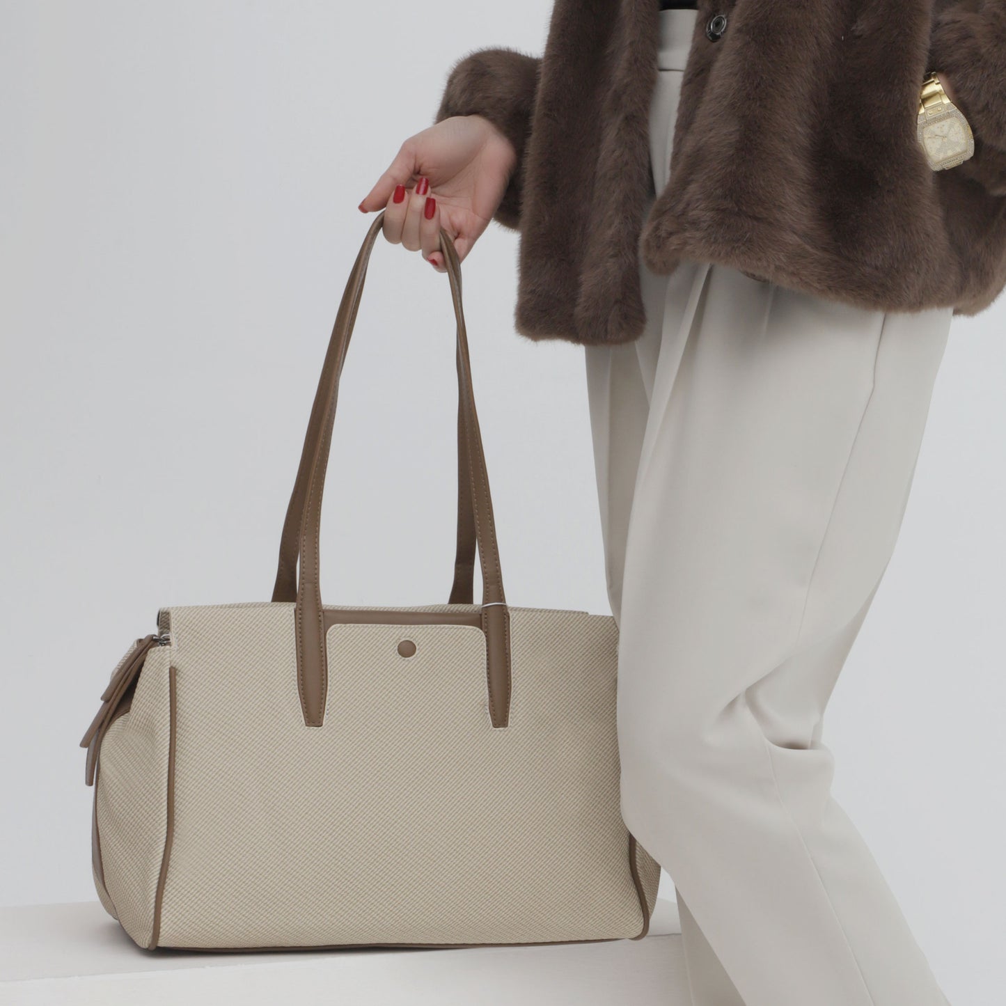 beige