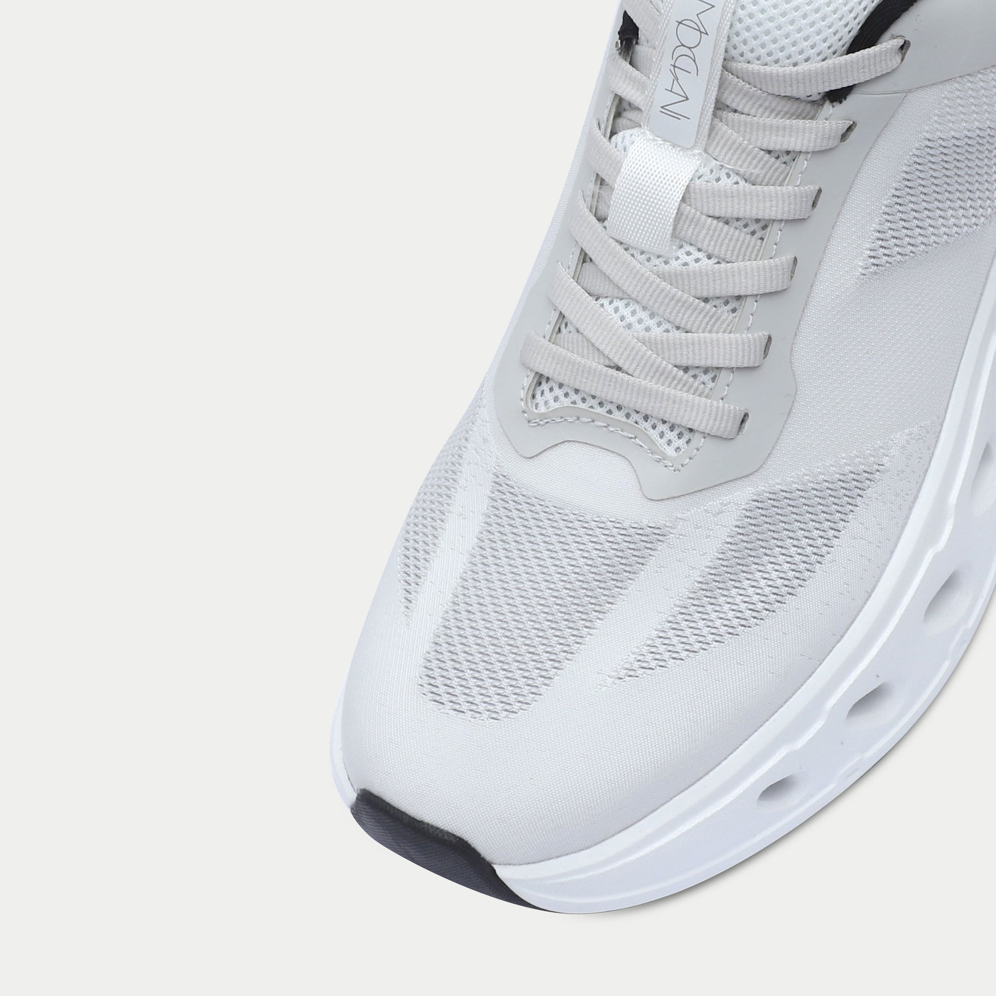 white/blac