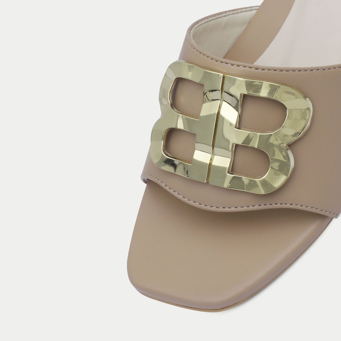 l.beige