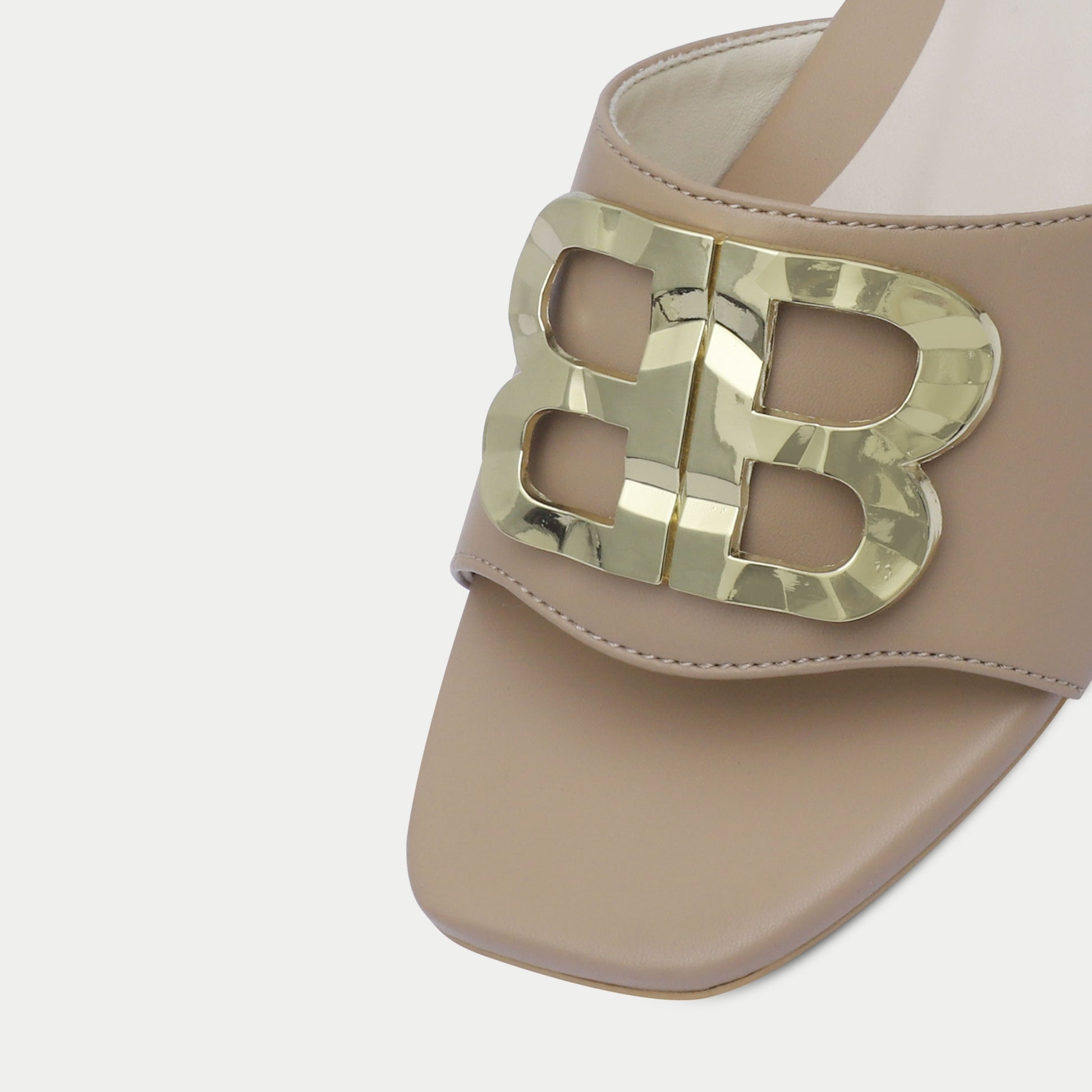 l.beige
