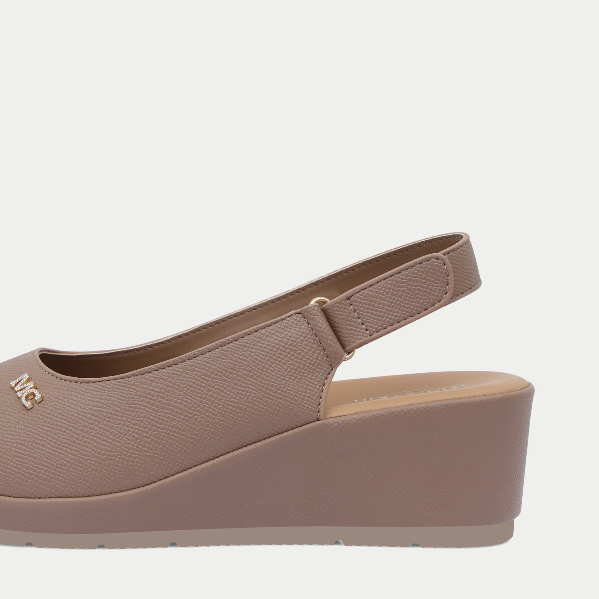 beige