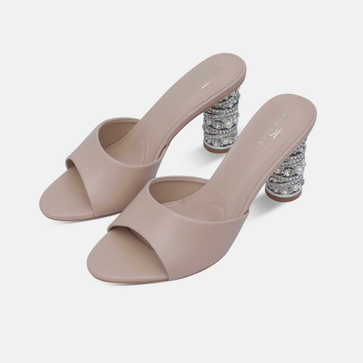 beige