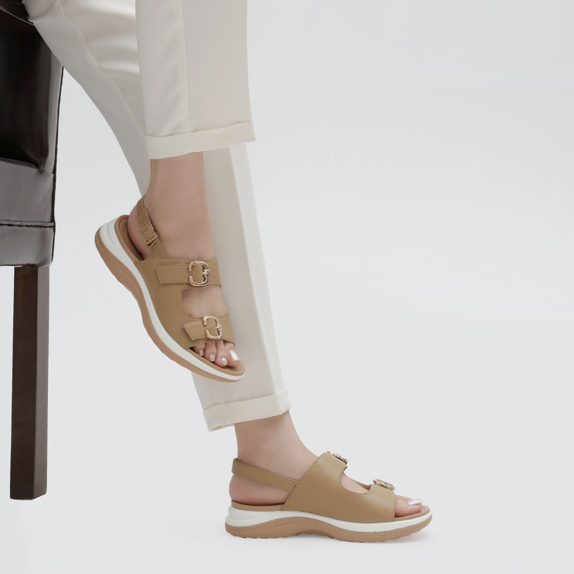 beige